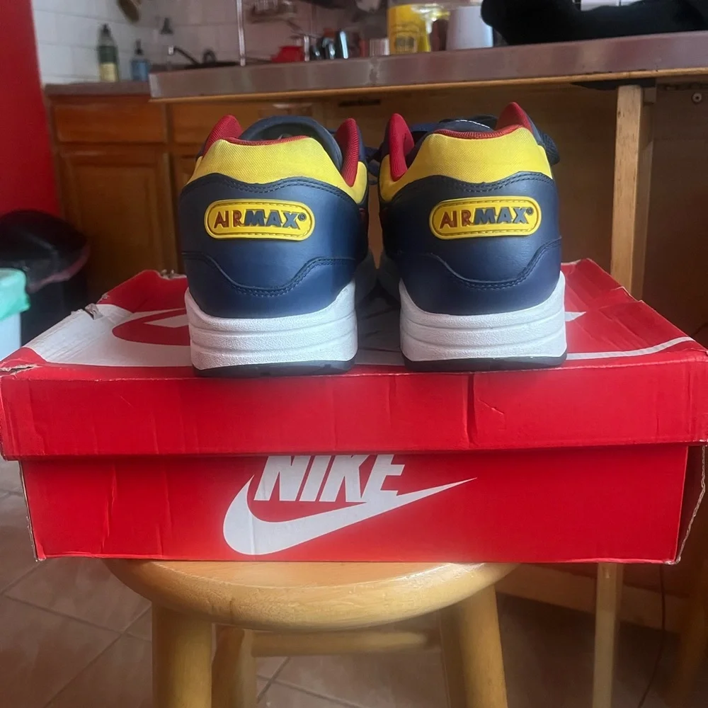 Nike Air Max 1 “Snow Beach” - Picture 2 of 5